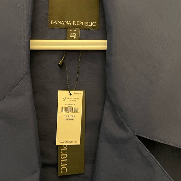 Must go before 27th! Banana Republic Opera Coat Size XXS (new with tag) - Picture 5 of 9